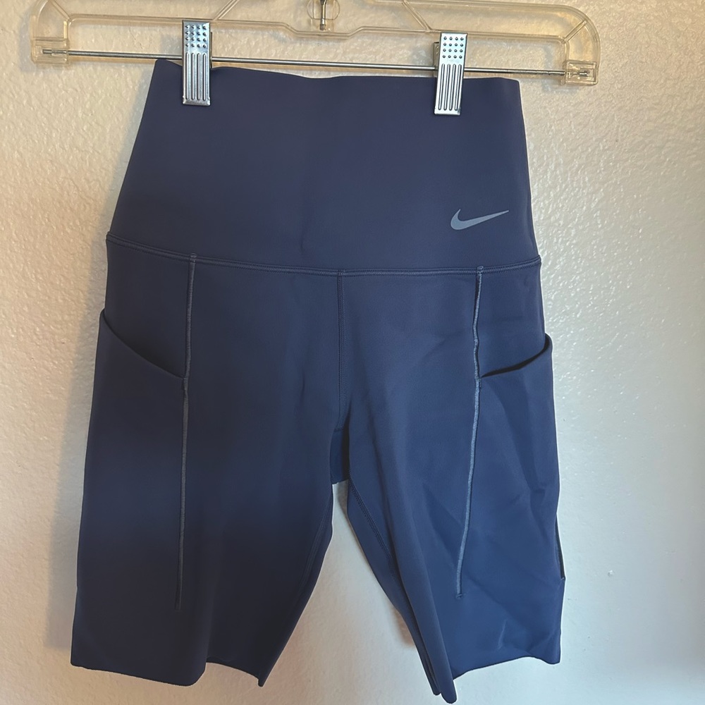 Nike Universa DRI-FIT